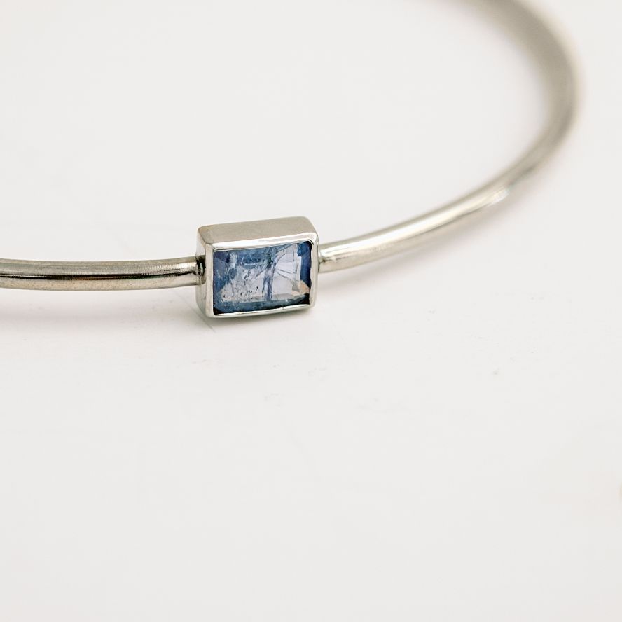 Birthstone Bangle Tanzanite