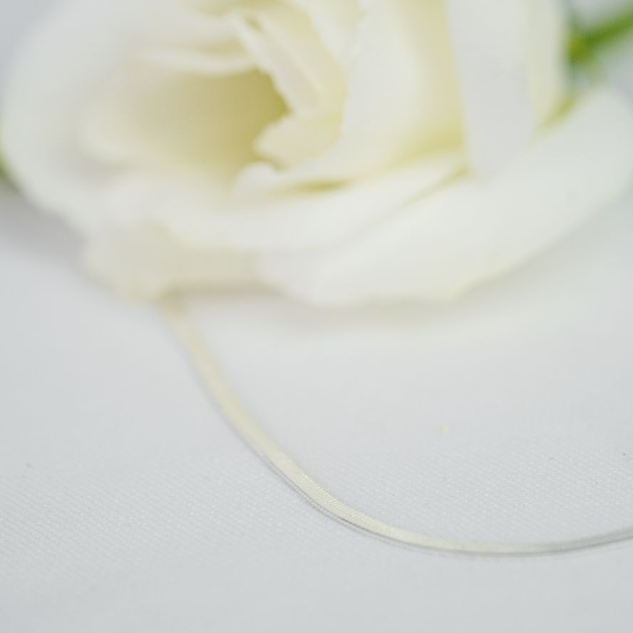 Uber Thin Herringbone Necklace