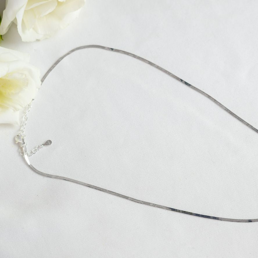 Uber Thin Herringbone Necklace