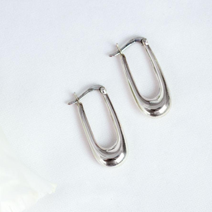Long Horseshoe Hoop