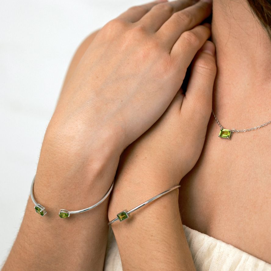 Birthstone Bangle Peridot