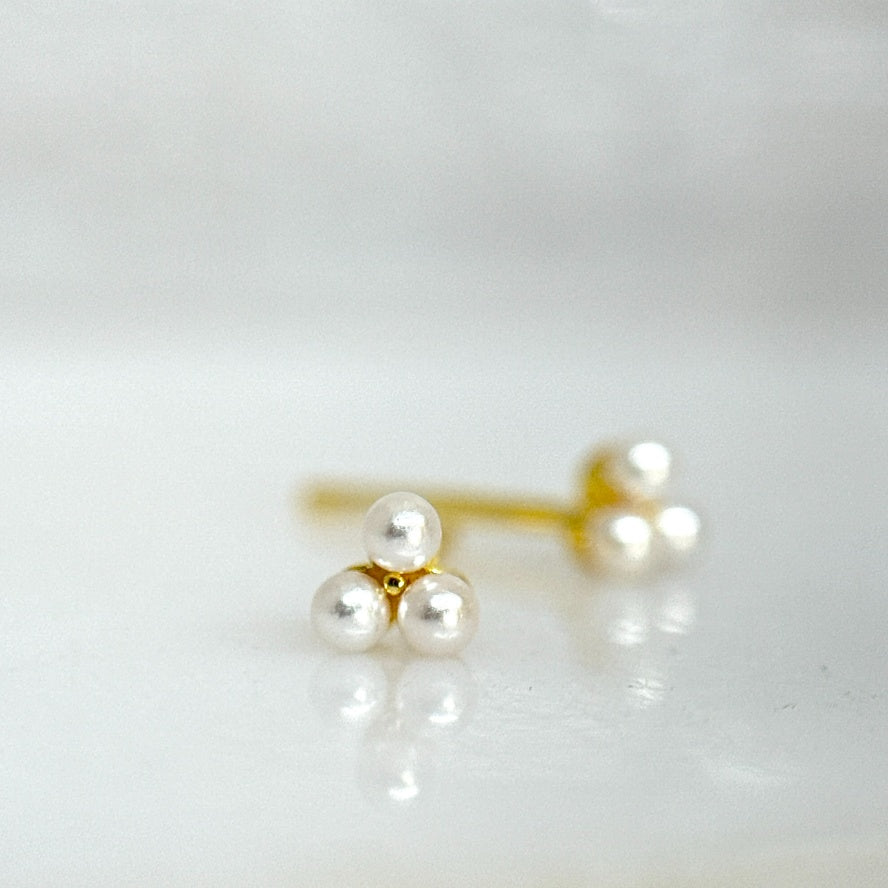Triple Pearl Stud