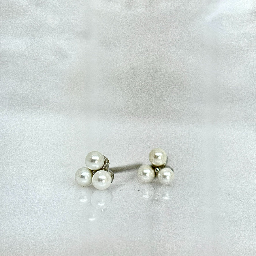 Triple Pearl Stud