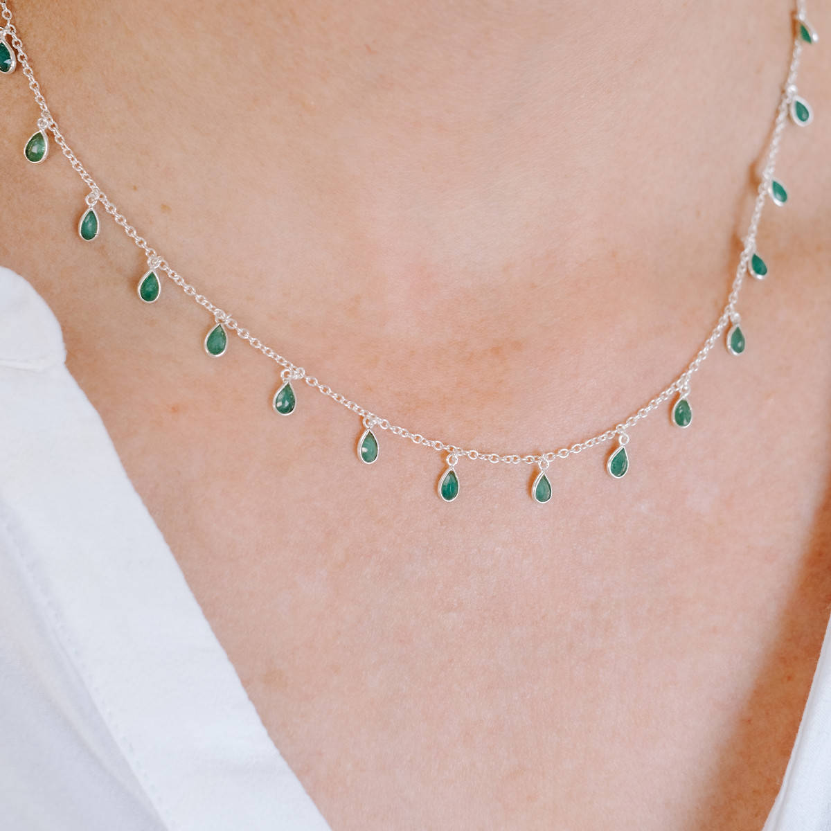 Drop Me Bling Emerald Necklace