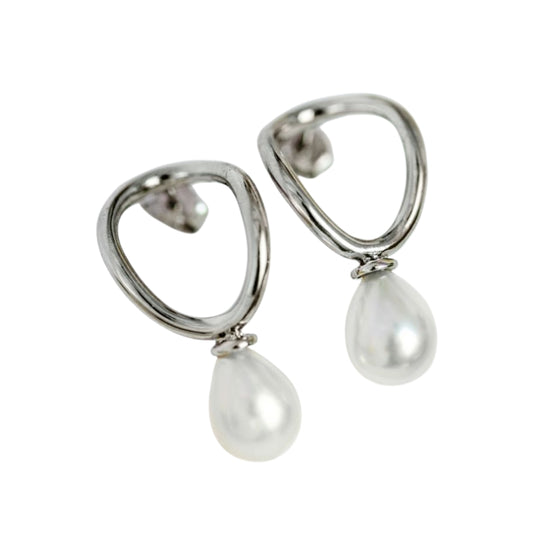 Oh! So Pearl Stud Earrings