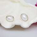 Oval Pearl Stud