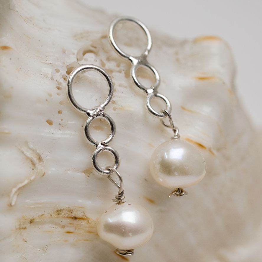 Pearl Earring