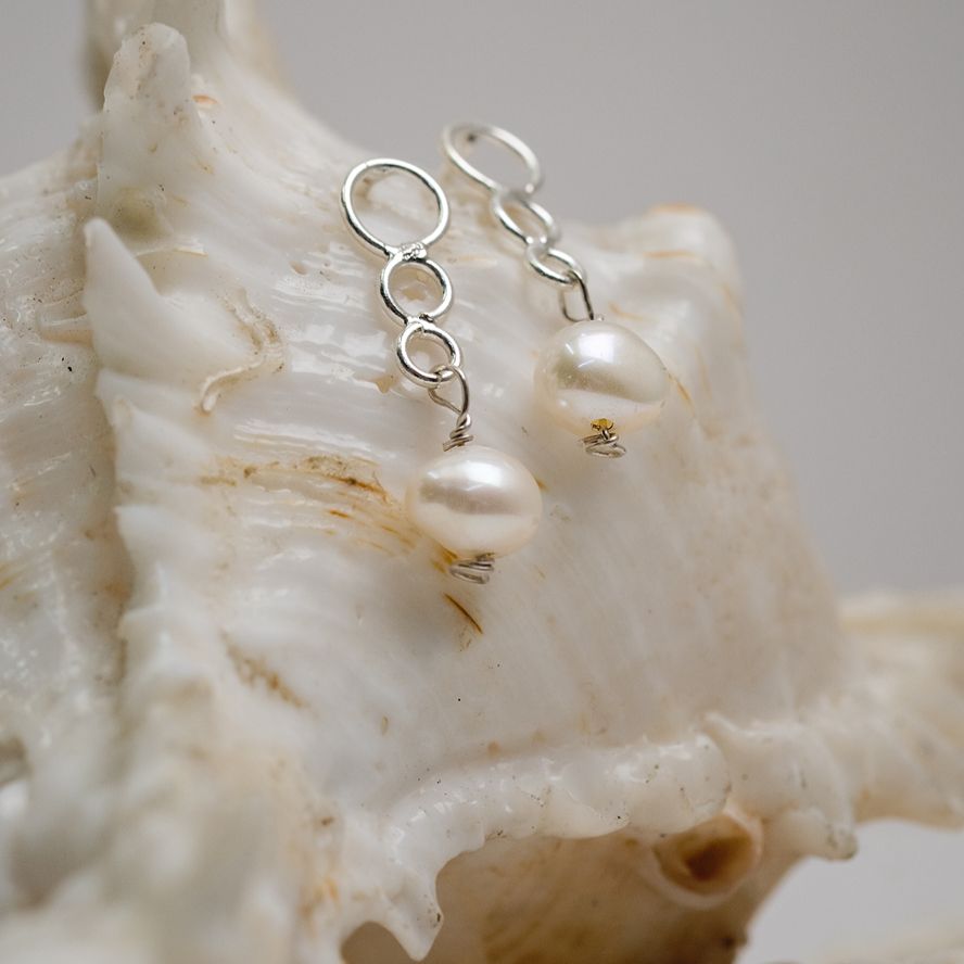 Pearl Earring