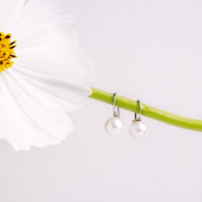 Pearly Drop Earring
