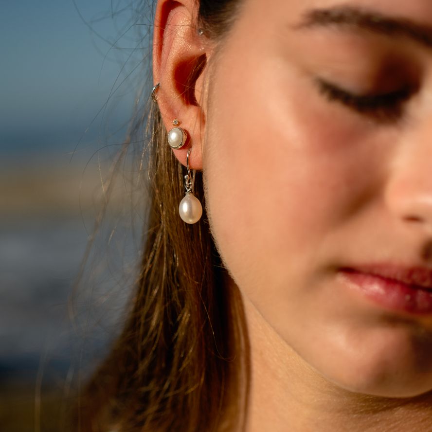 Round Pearl Stud