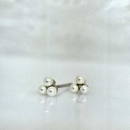 Triple Pearl Stud